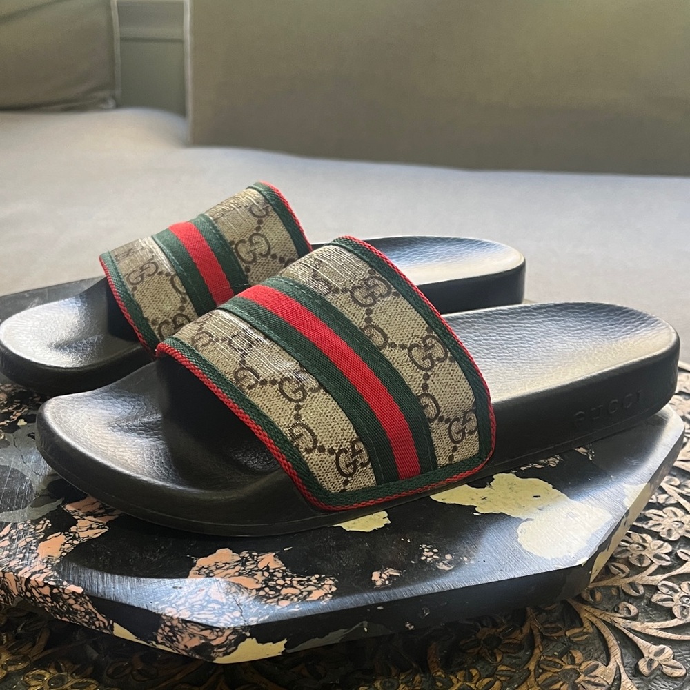 Gucci Beige and Black Slides with Red and Green Stripes Men’s 8, Women’s 9.5 - Picture 3 of 7
